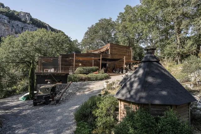 Prehistoric Lodge - Hôtel du Pont d'arc (Adults Only)