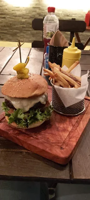 HAMBURGUESAS LA CHIMBA