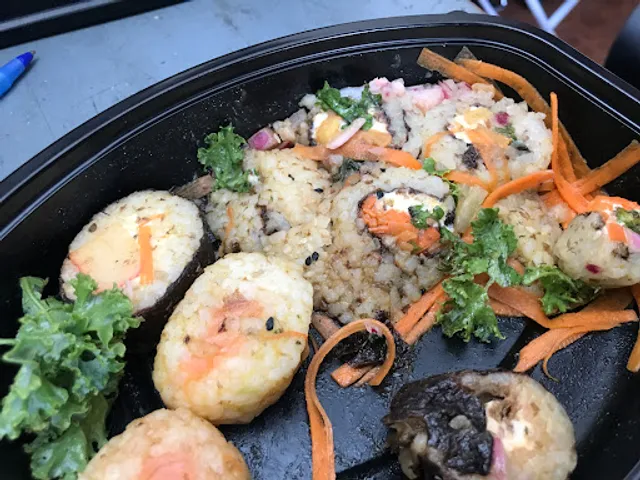 SHIITAKE SUSHI AND WOK 2 AV 19