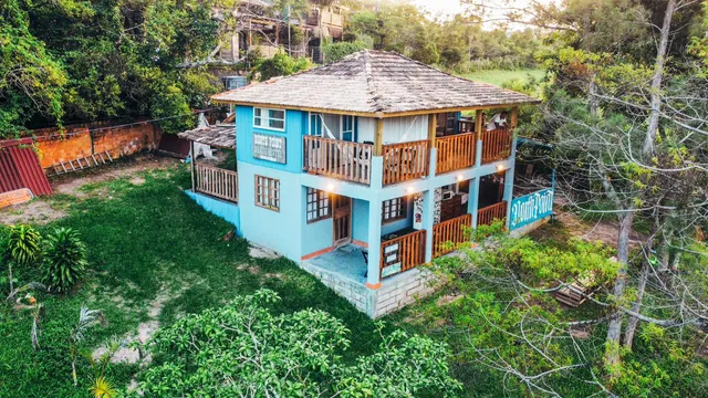 North Point Hostel - Praia do Rosa