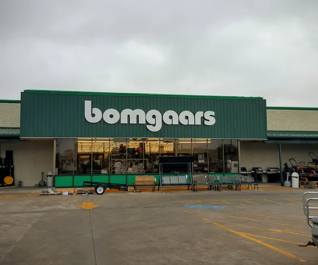 Bomgaars