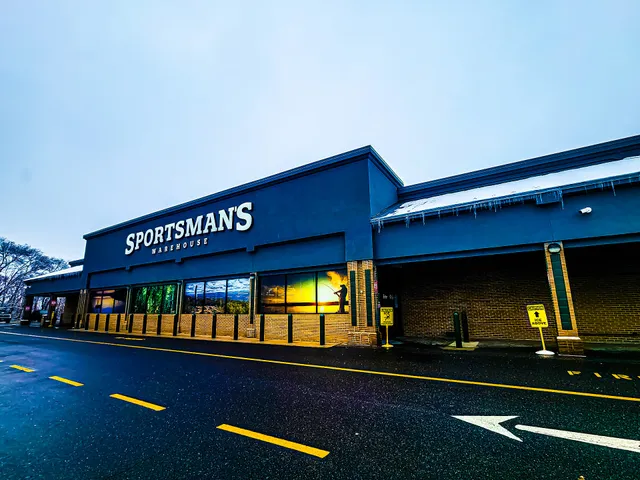 Sportsman's Warehouse