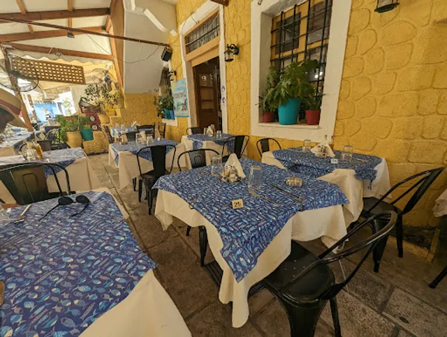 Taverna International