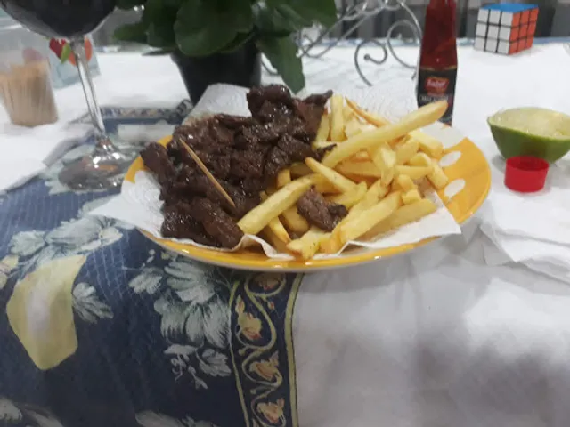 Self Service Fernandes e Melo