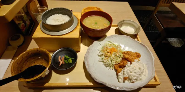 Gokoku Asahikawa Ekimae