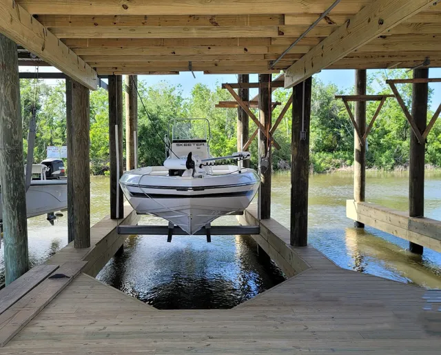 I'm on Vacation - Pelican Perch Lodge