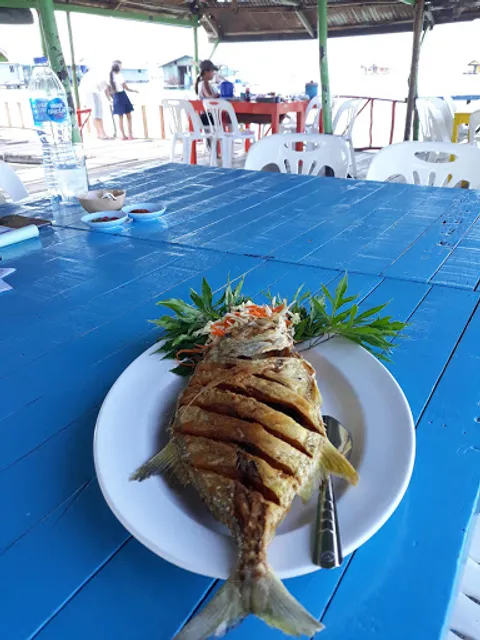 The Black Crab Floating Restaurant