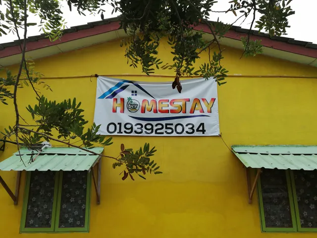 CORNER LOT,LANDED Kajang Semenyih Bee Homestay (3R2B)[FREE PARK,WIFI,MOVIE,ANDROIDTV]
