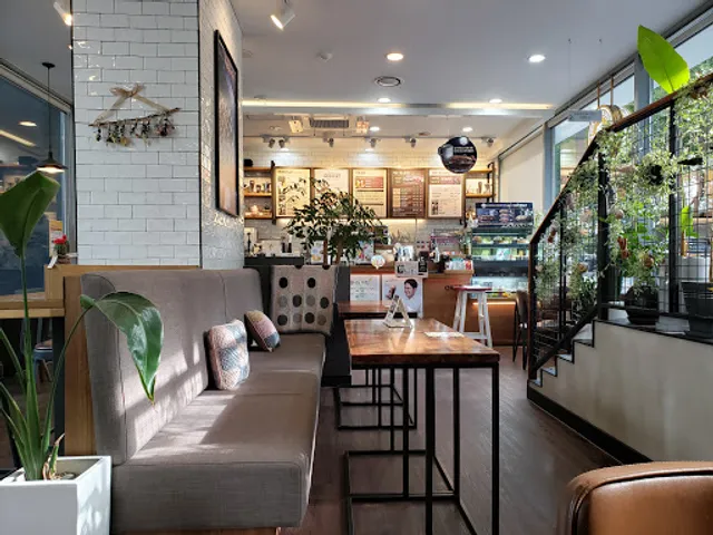 엔제리너스 대전대한방병원점