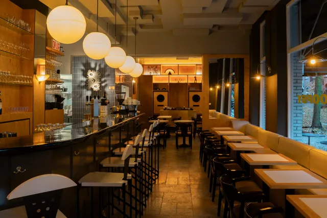 Loop 51 - Vinyl Brunch Bar