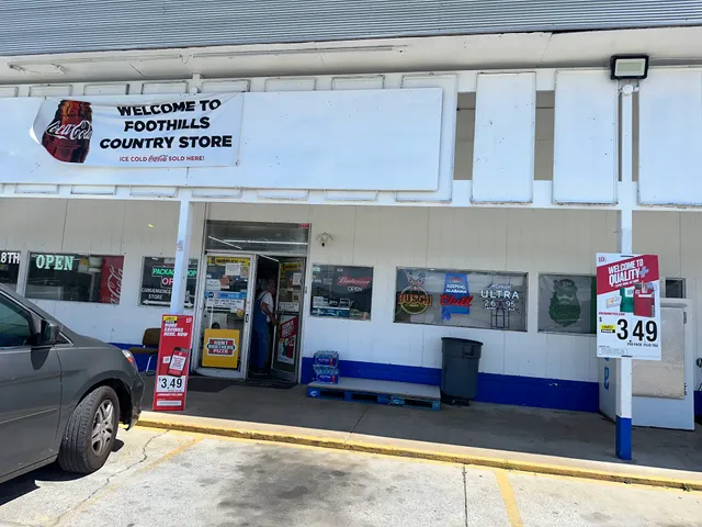 Foothill Country Store (Liquor, Convenience, Tackle, Smoke store)