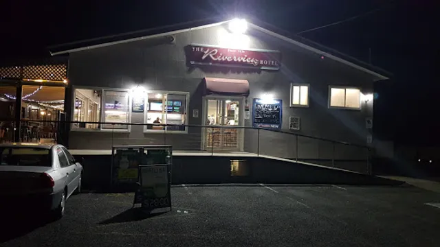 Riverview Hotel
