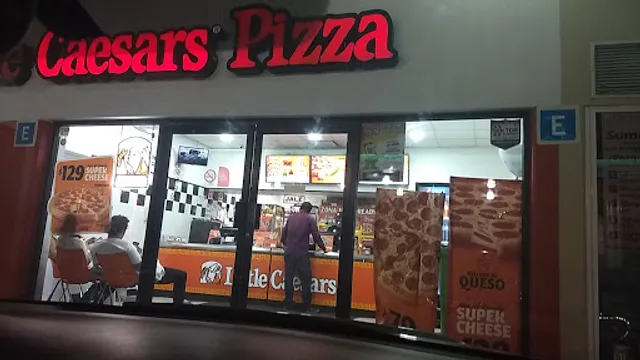 Little Caesars Pizza "La Calma"