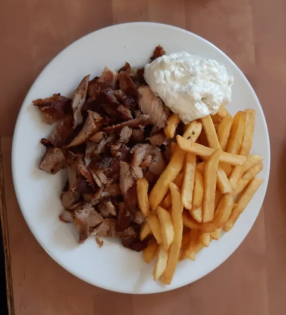 Onkel Thomy Grill Griechisch und International