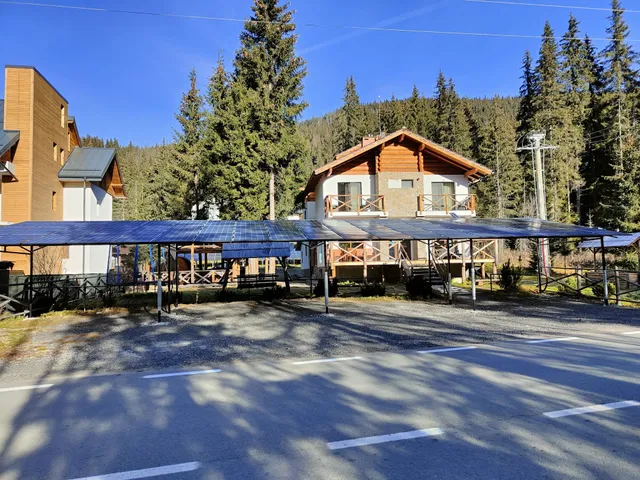 Complex Transalpina Lac