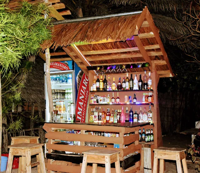 makuti swahili Beach Bar & Restsurants