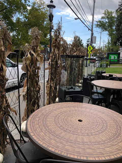 The Huddle Kitchen & Bar