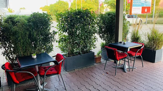 Sahin Döner Pizzahaus 3