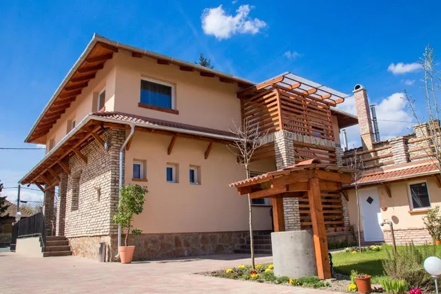 Toscan Caffe - Panzió, Szállás