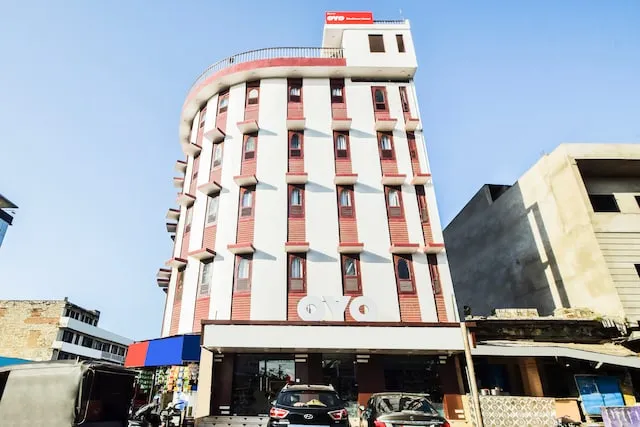 OYO 25101 Hotel Shalimar