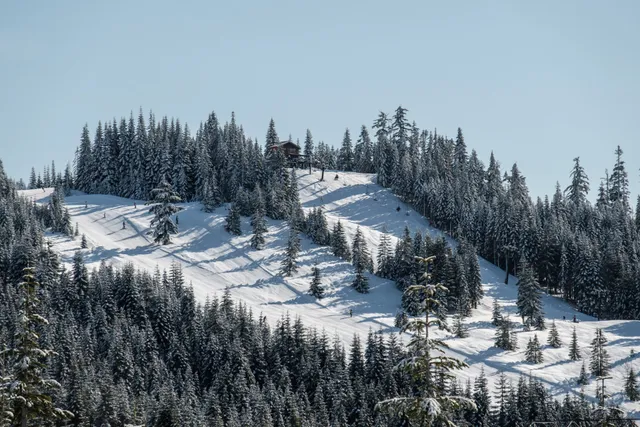 Summit East & Nordic Center - The Summit at Snoqualmie