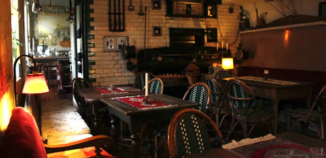 Bücherhaus Langenberg - Bio-Backstube & Café Kauz im Antiquariat