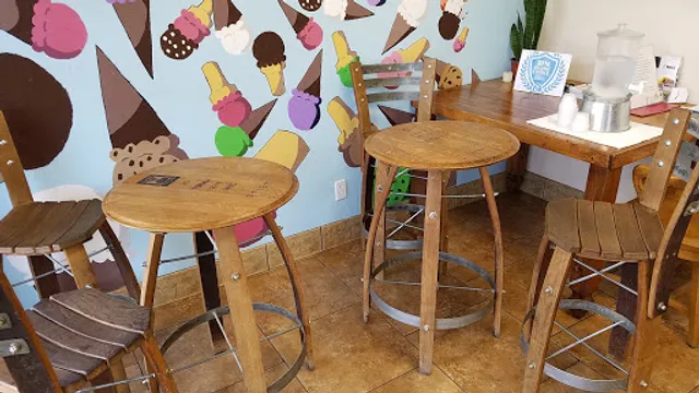 Oak Barrel Ice & Creamery