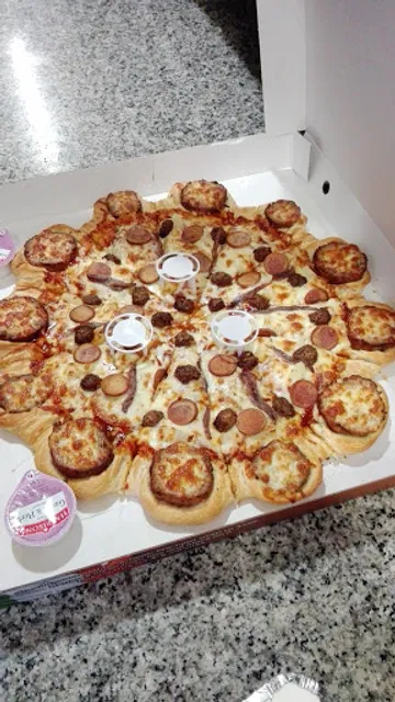 Aroma Chicken And Square Pizza