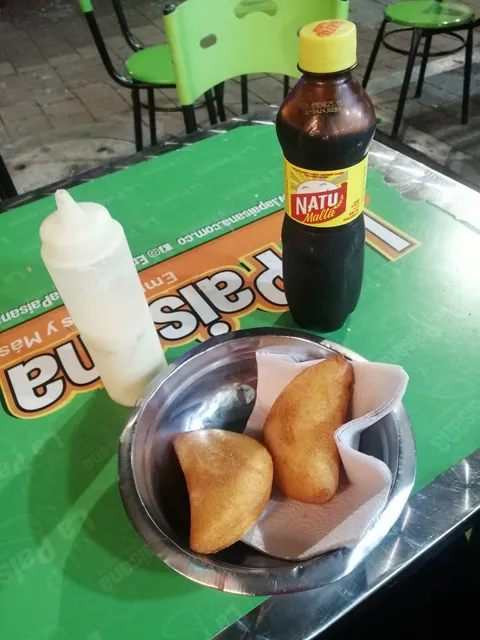 La Paisana Empanadas Y Mas