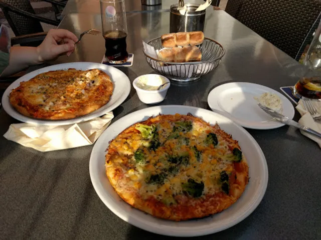 Pizzeria Enzo Restaurant