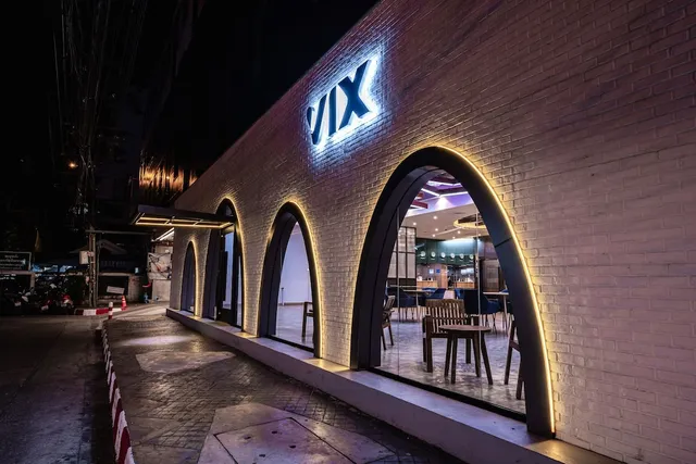 VIX Bangkok Hotel @ Victory Monument