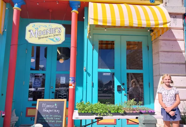 Moonie's Hemporium