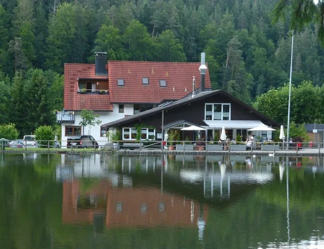 Pension & Apartments am Bergsee