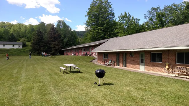 Delaware River Club Fly Fishing Resort