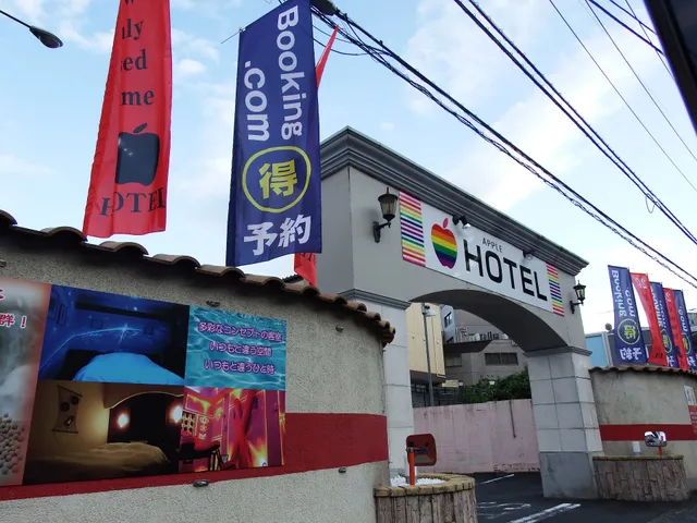 Apple Hotel