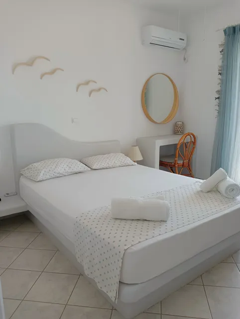 Amalthea rooms Schinoussa