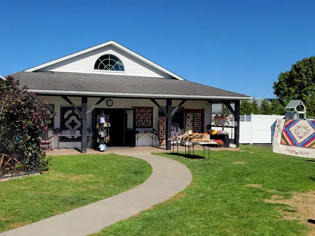 Riehl's Quilts & Crafts