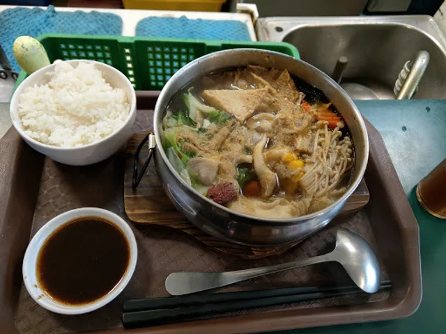 時蔬異理義大利麵