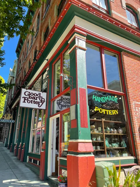 Good Earth Pottery