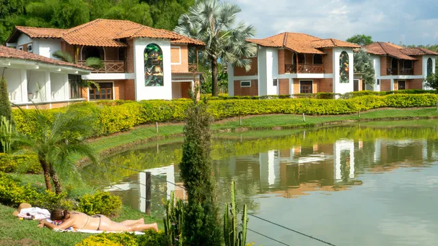 Babilonia - Hotel Campestre - Centro Vacacional