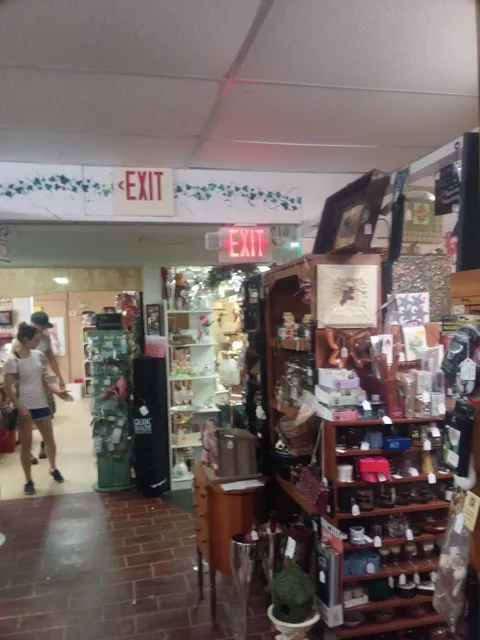 Rose Antique Mall & Flea Market