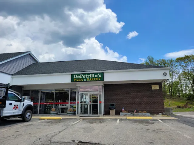 De Petrillo's Pizza & Bakery