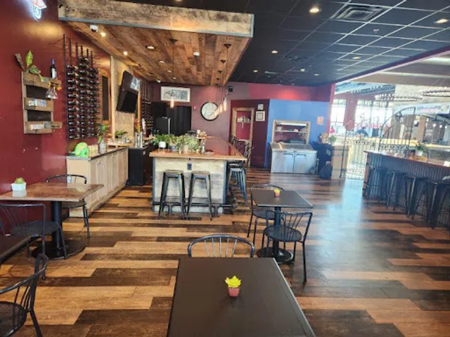 Betty’s Bar & Grill