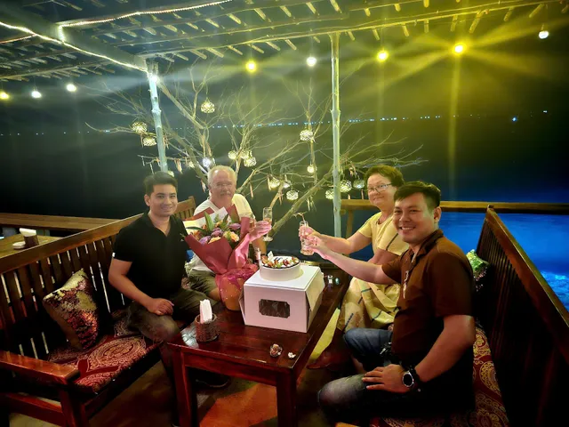 Port Side (Pub & Grill)