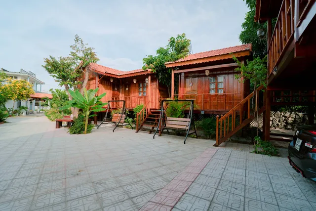 WOODEN HOMESTAY LAGI