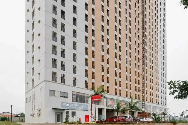 RedDoorz Apartemen @ Green Lake View Cimanggis