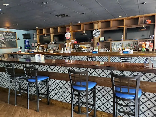 Old School Bar & Grill