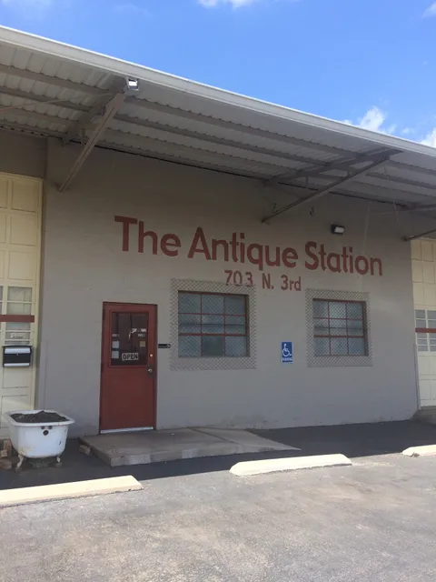 Antique Station