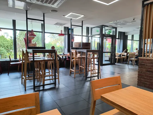 KFC Warszawa Ursynów 3