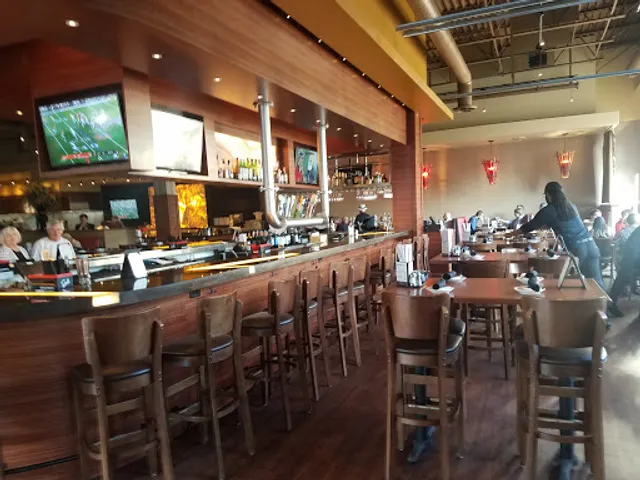 CRAVE Food & Drink Woodbury